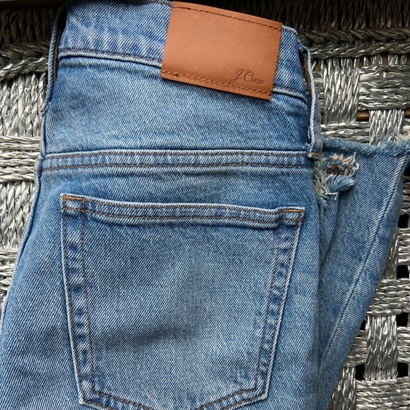 J Crew Midrise Light Wash Denim Jeans - Picture 5 of 5